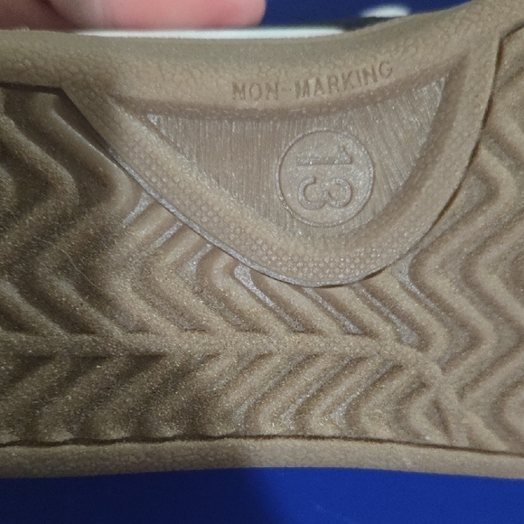 Kids White and Gray Sneakers - Picture 3 of 3